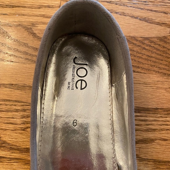 Super cute flats from Joe fresh. Barely worn, perfect condition - Picture 3 of 4